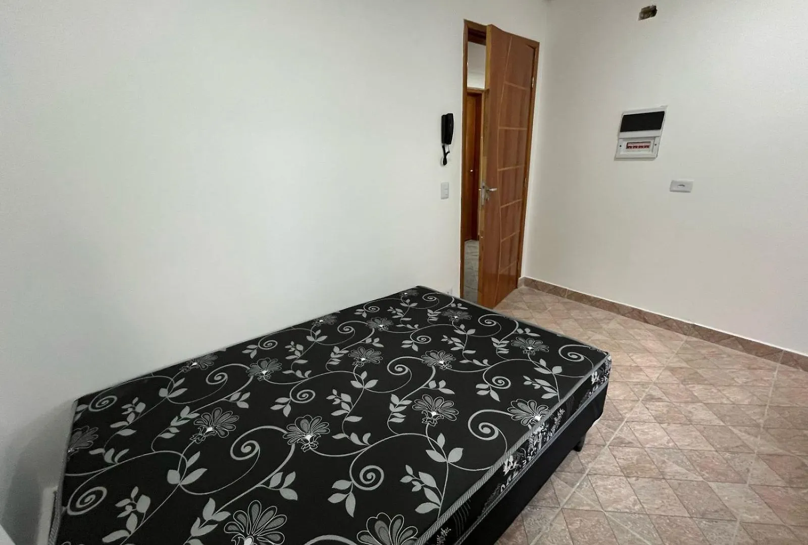 Condominio Residencial Vitoria 3 São Paulo 0*,